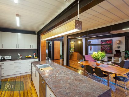 A Stylish and Eco-Friendly Modern Home From Old Shipping Containers in Brisbane, Australia by ZieglerBuild (10)