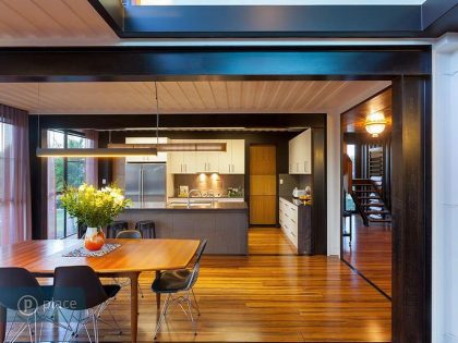 A Stylish and Eco-Friendly Modern Home From Old Shipping Containers in Brisbane, Australia by ZieglerBuild (11)