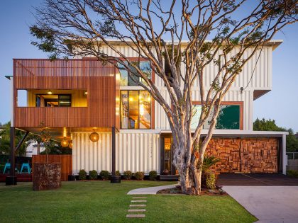 A Stylish and Eco-Friendly Modern Home From Old Shipping Containers in Brisbane, Australia by ZieglerBuild (2)