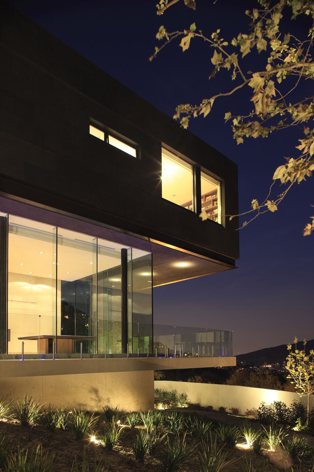 A Stylish and Sustainable Modern House Surrounded by Parks and Hills of Nuevo Leon, Mexico by GLR Arquitectos (29)