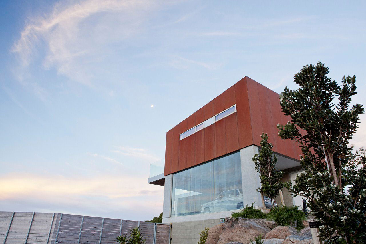 A Sunny and Comfortable Contemporary Home with Stunning Ocean Views in Christchurch by MAP Architects (3)