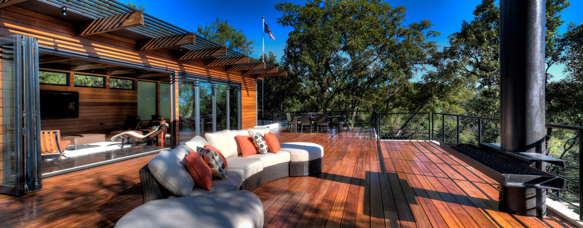 A Sustainable Contemporary Home with Stylish and Playful Interiors in San Antonio by John Grable Architects (11)