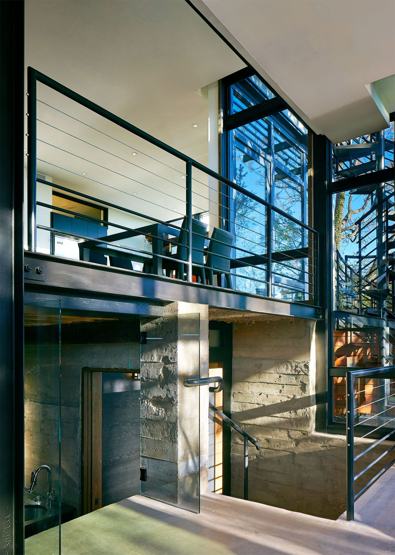 A Sustainable Contemporary Home with Stylish and Playful Interiors in San Antonio by John Grable Architects (17)