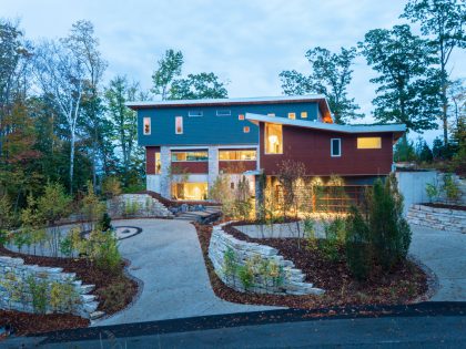 An Elegant Modern Home with Geothermal and Hydro Power in Northern Michigan by Michael Fitzhugh Architect (3)