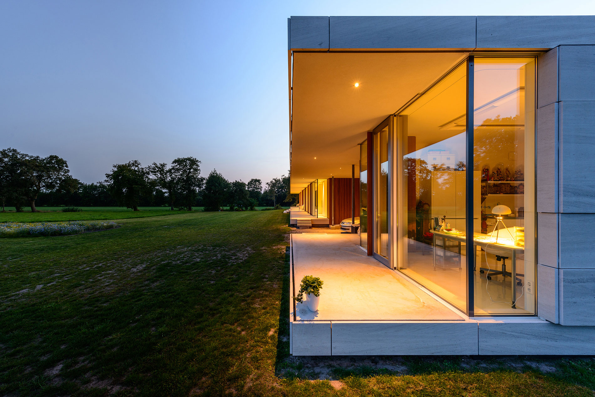 An Elegant and Captivating Modern Transparent House Behind a Grove of Trees in Bontebok, The Netherlands by Inbo (18)