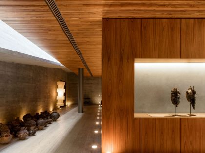 A Swanky and Elegant Modern House with Natural and Raw Materials in São Paulo by Studio mk27 (16)