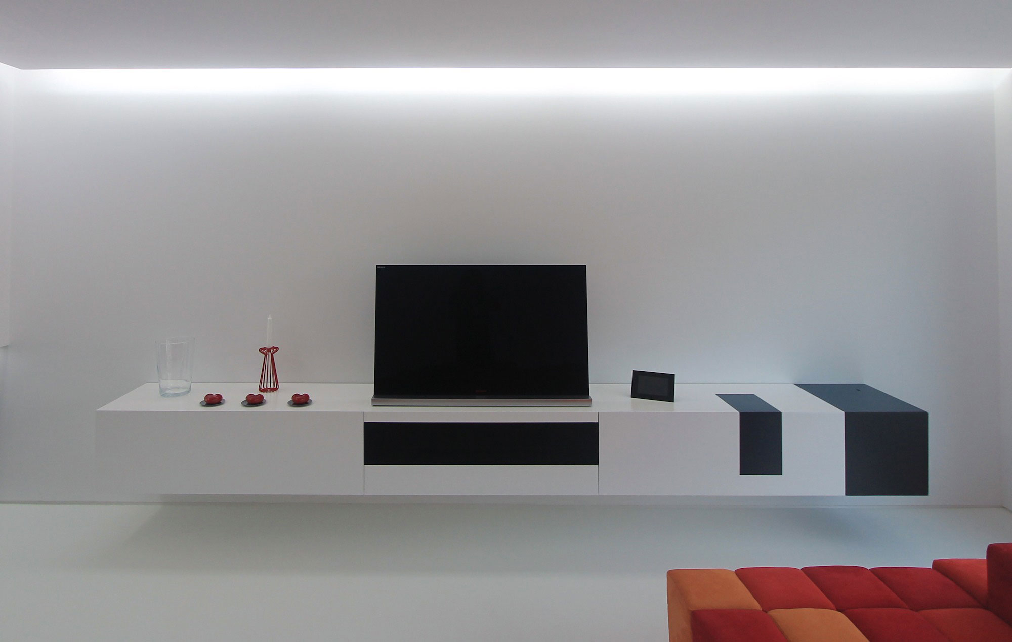 A Unique Minimalist Home with Neutral Colors and Industrial Materials in Espinho, Portugal by Pedro Brito (11)