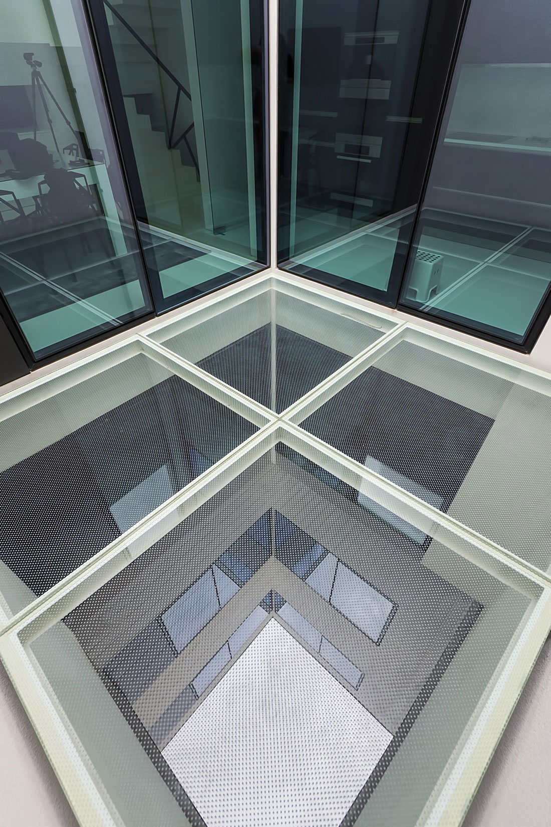 A Unique Minimalist Home with Neutral Colors and Industrial Materials in Espinho, Portugal by Pedro Brito (6)