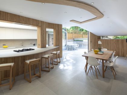 A Unique Terraced House Combines Traditional and Contemporary Interiors in London by Scott Architects (11)