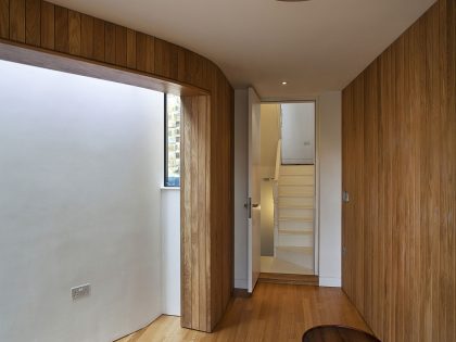 A Unique Terraced House Combines Traditional and Contemporary Interiors in London by Scott Architects (14)