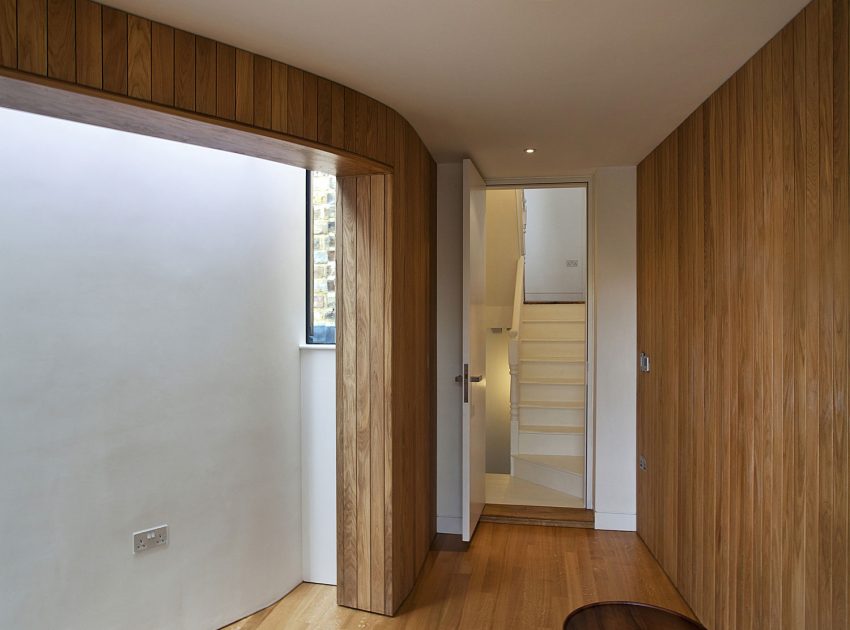 A Unique Terraced House Combines Traditional and Contemporary Interiors in London by Scott Architects (14)