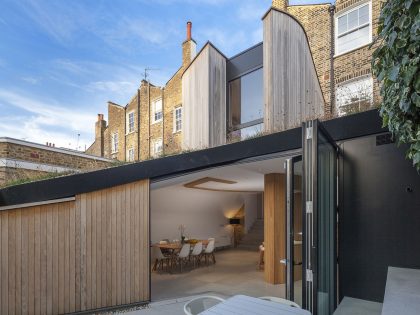 A Unique Terraced House Combines Traditional and Contemporary Interiors in London by Scott Architects (4)