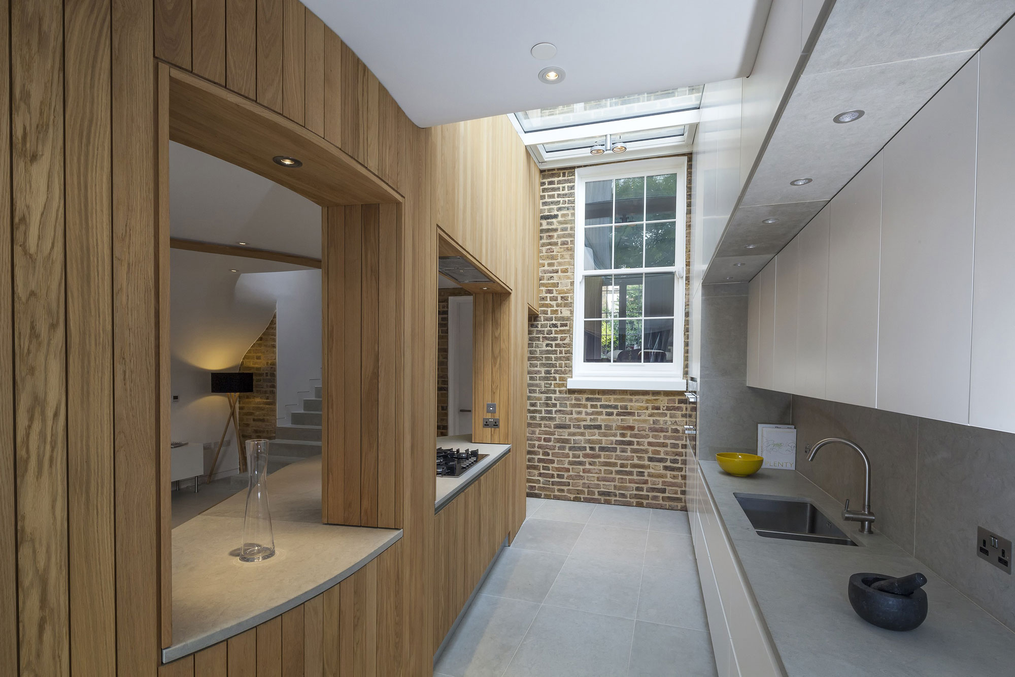 A Unique Terraced House Combines Traditional and Contemporary Interiors in London by Scott Architects (8)