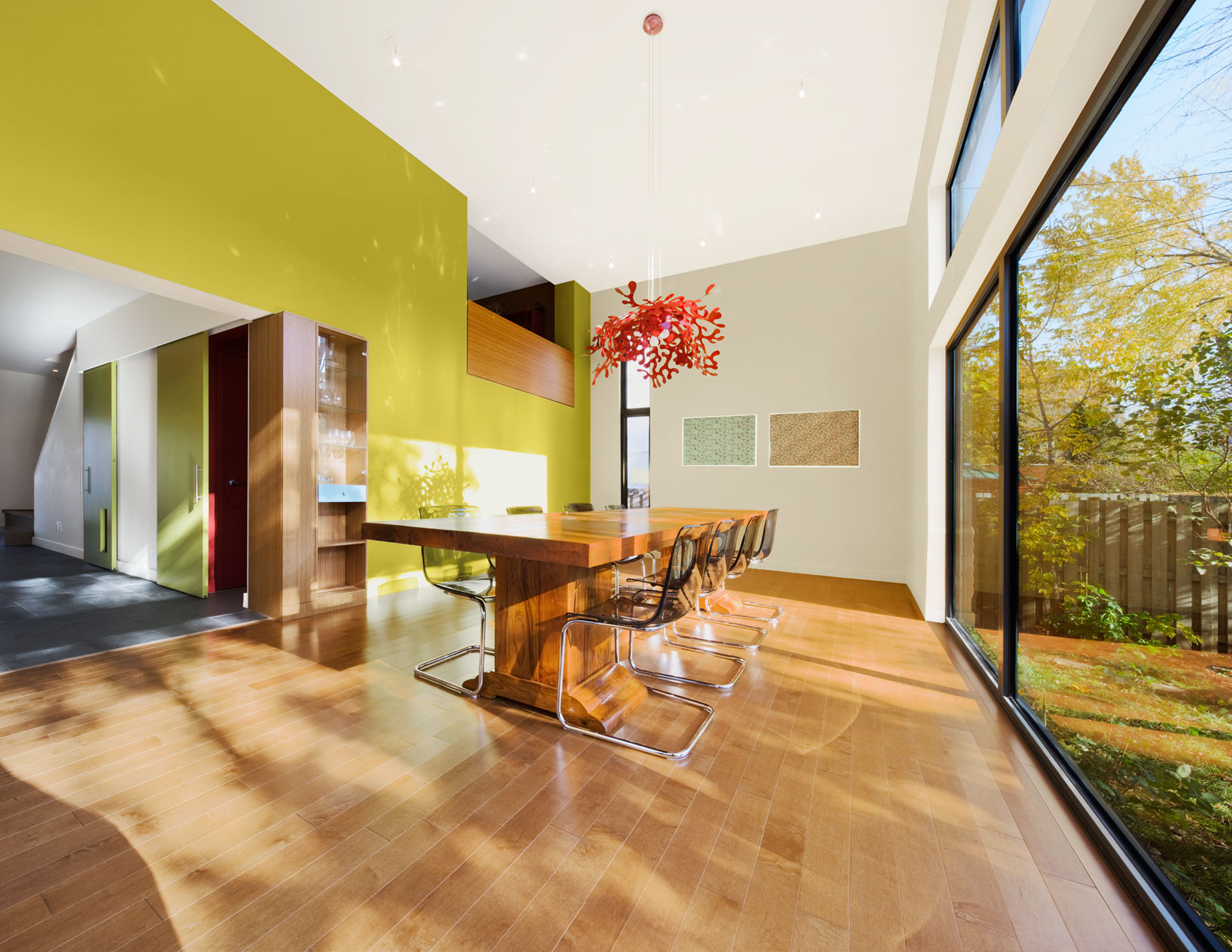 A Vibrant Contemporary Home with Abundant Natural Light and Bright Gamma Colors in Montreal, Canada by Anik Péloquin (6)