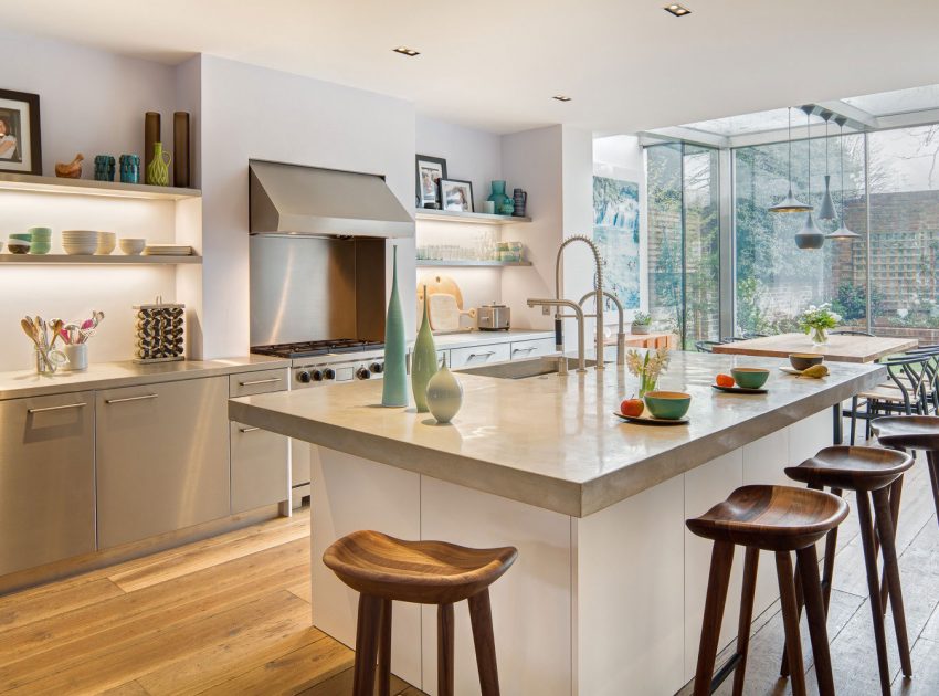 A Vibrant Semi-Detached House with Splendid Interior and Character in London, England by DOSarchitects (12)
