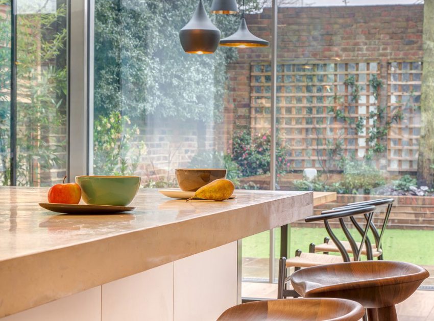 A Vibrant Semi-Detached House with Splendid Interior and Character in London, England by DOSarchitects (13)
