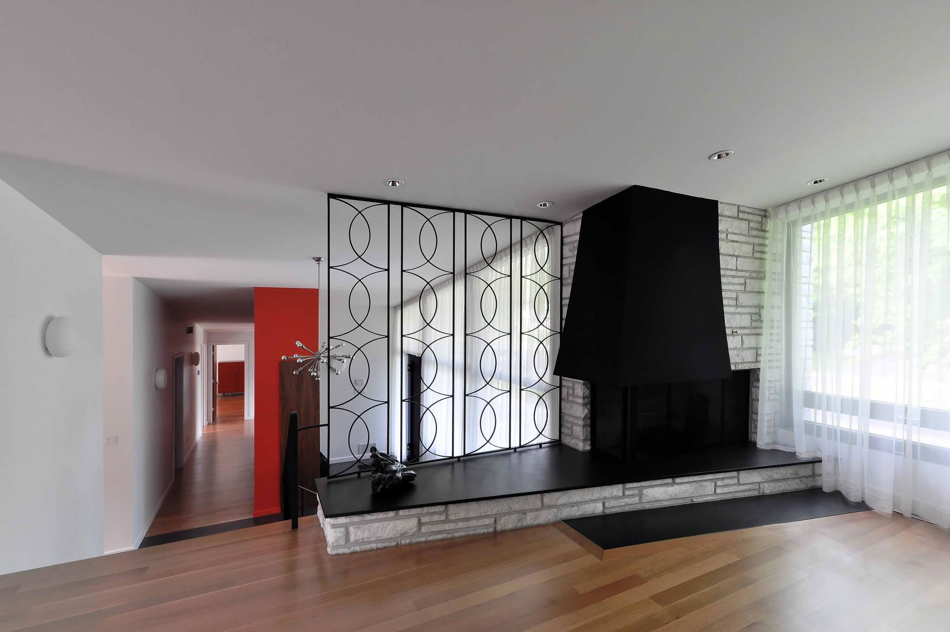 A Warm and Cozy Contemporary Home with Rich Colors and Interesting Patterns in Saint-Lambert by naturehumaine (12)