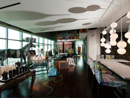 An Eclectic and Beautiful Contemporary Penthouse with Breathtaking Views in Los Angeles