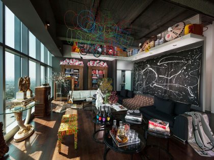 An Eclectic and Beautiful Contemporary Penthouse with Breathtaking Views in Los Angeles by Maxime Jacquet (2)