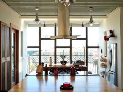 An Eco-Friendly Contemporary Home with an Abundance of Natural Light in Tijuana, Mexico by Oficina 3 Estudio (10)