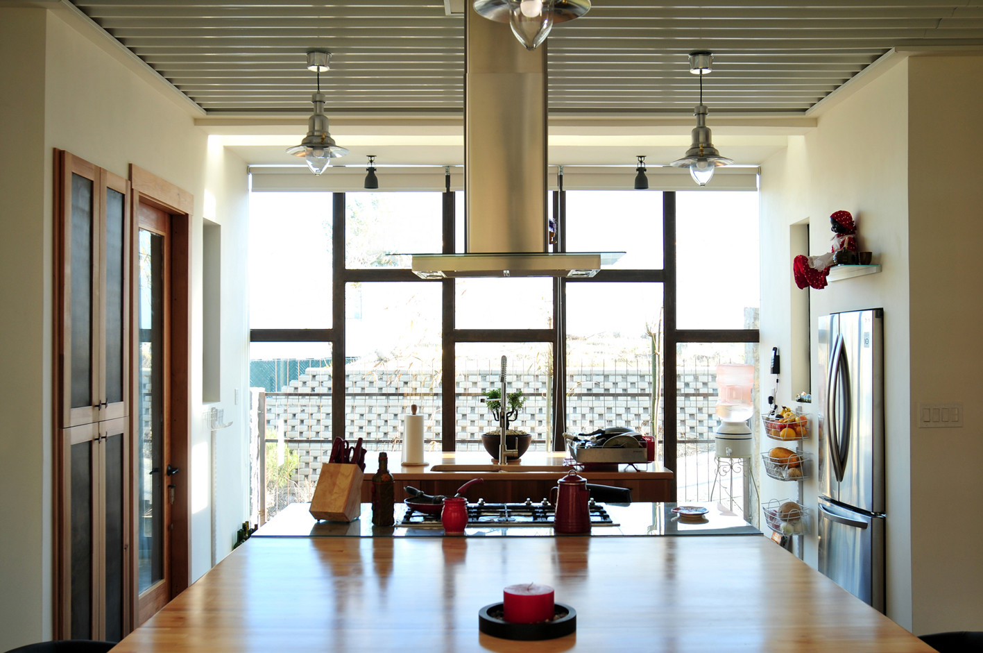 An Eco-Friendly Contemporary Home with an Abundance of Natural Light in Tijuana, Mexico by Oficina 3 Estudio (10)