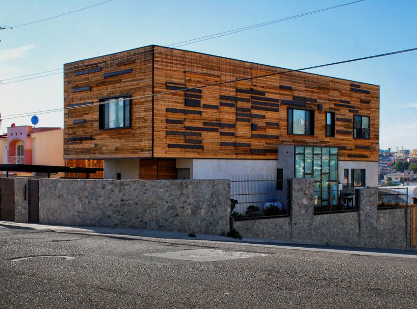 An Eco-Friendly Contemporary Home with an Abundance of Natural Light in Tijuana, Mexico by Oficina 3 Estudio (3)