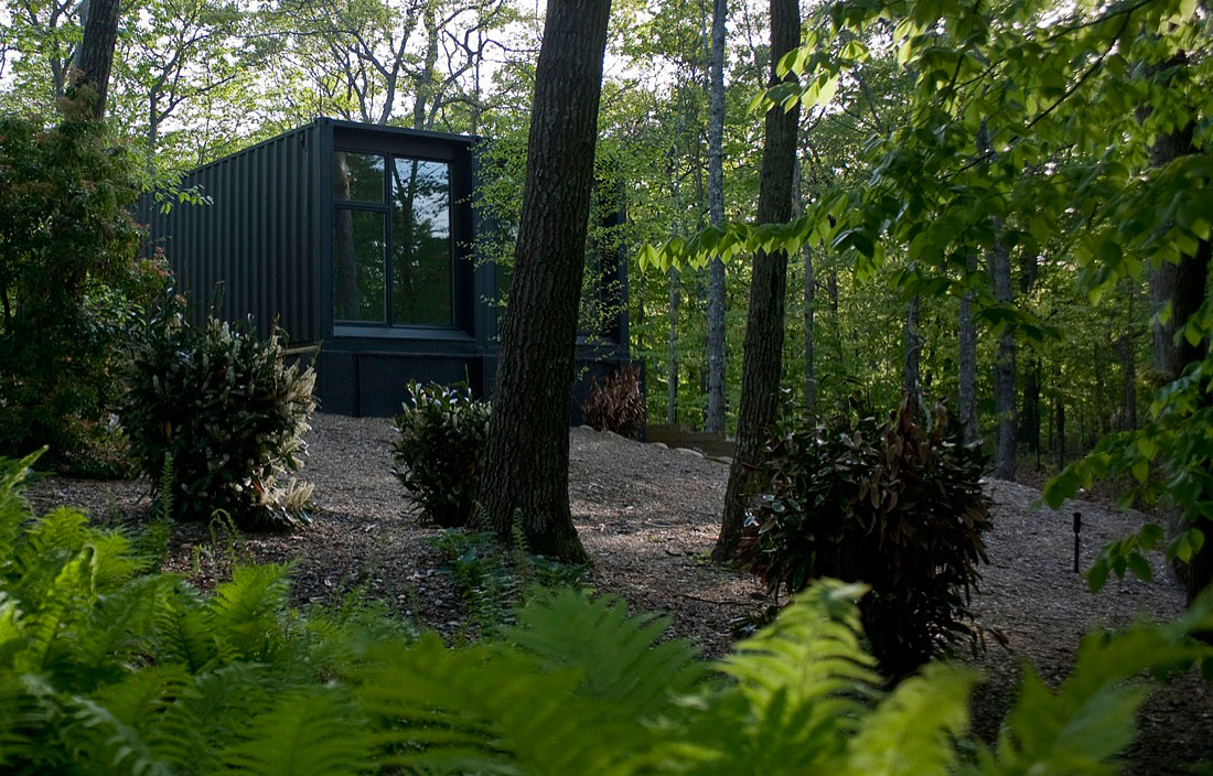 An Eco-Friendly Contemporary Studio From Two Shipping Containers in Amagansett by Maziar Behrooz Architecture (1)