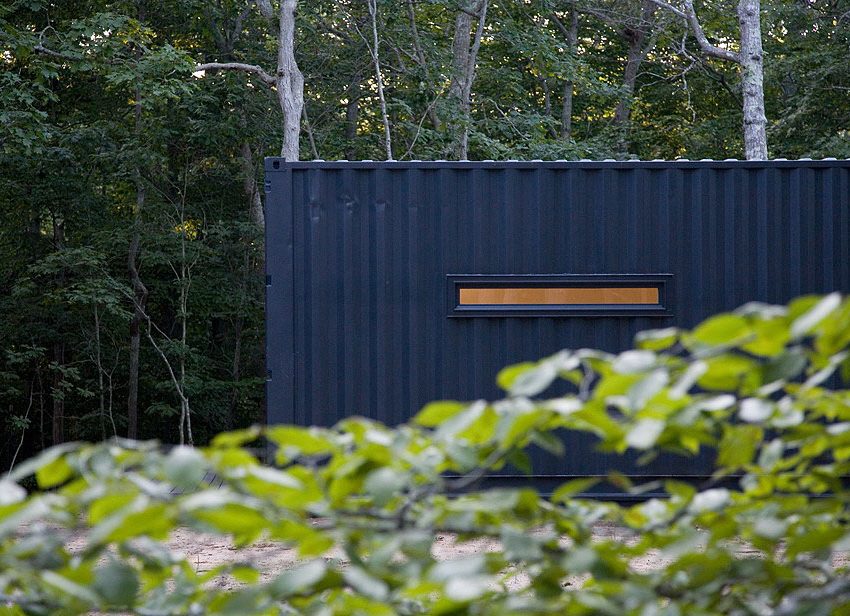 An Eco-Friendly Contemporary Studio From Two Shipping Containers in Amagansett by Maziar Behrooz Architecture (2)