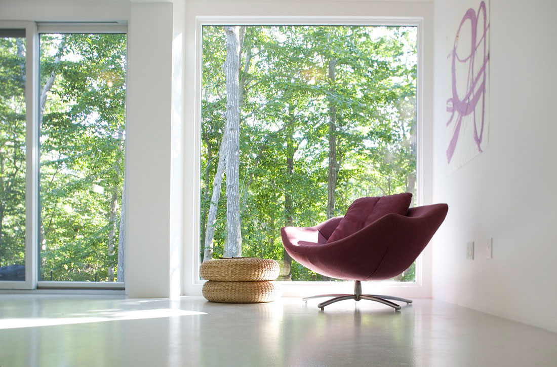 An Eco-Friendly Contemporary Studio From Two Shipping Containers in Amagansett by Maziar Behrooz Architecture (4)