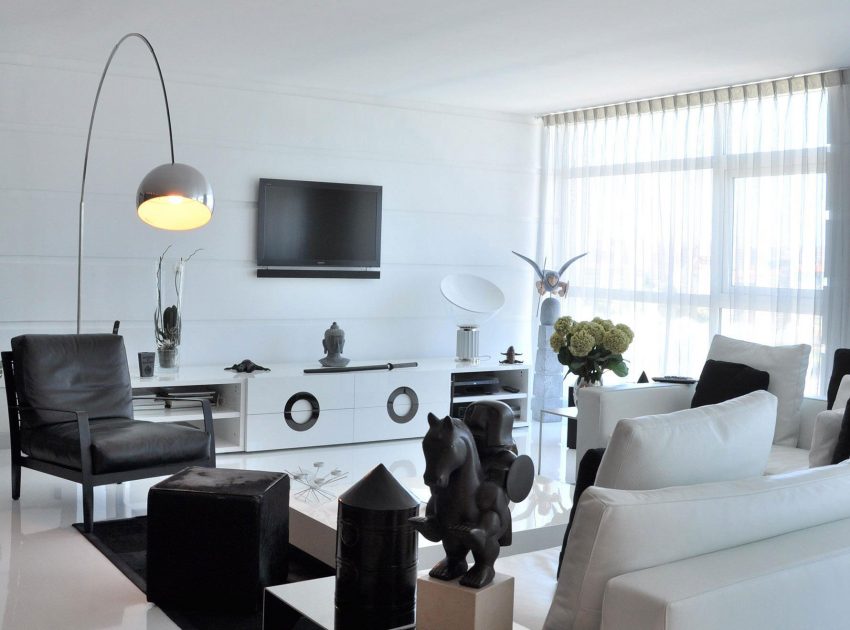 An Elegant Contemporary Apartment with Timeless and Sophisticated Environment in Lisbon by Nuno Ladeiro (1)