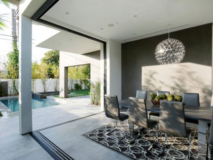 An Elegant Contemporary Home with Chic and Spacious Interior in Los Angeles by Amit Apel Design (12)