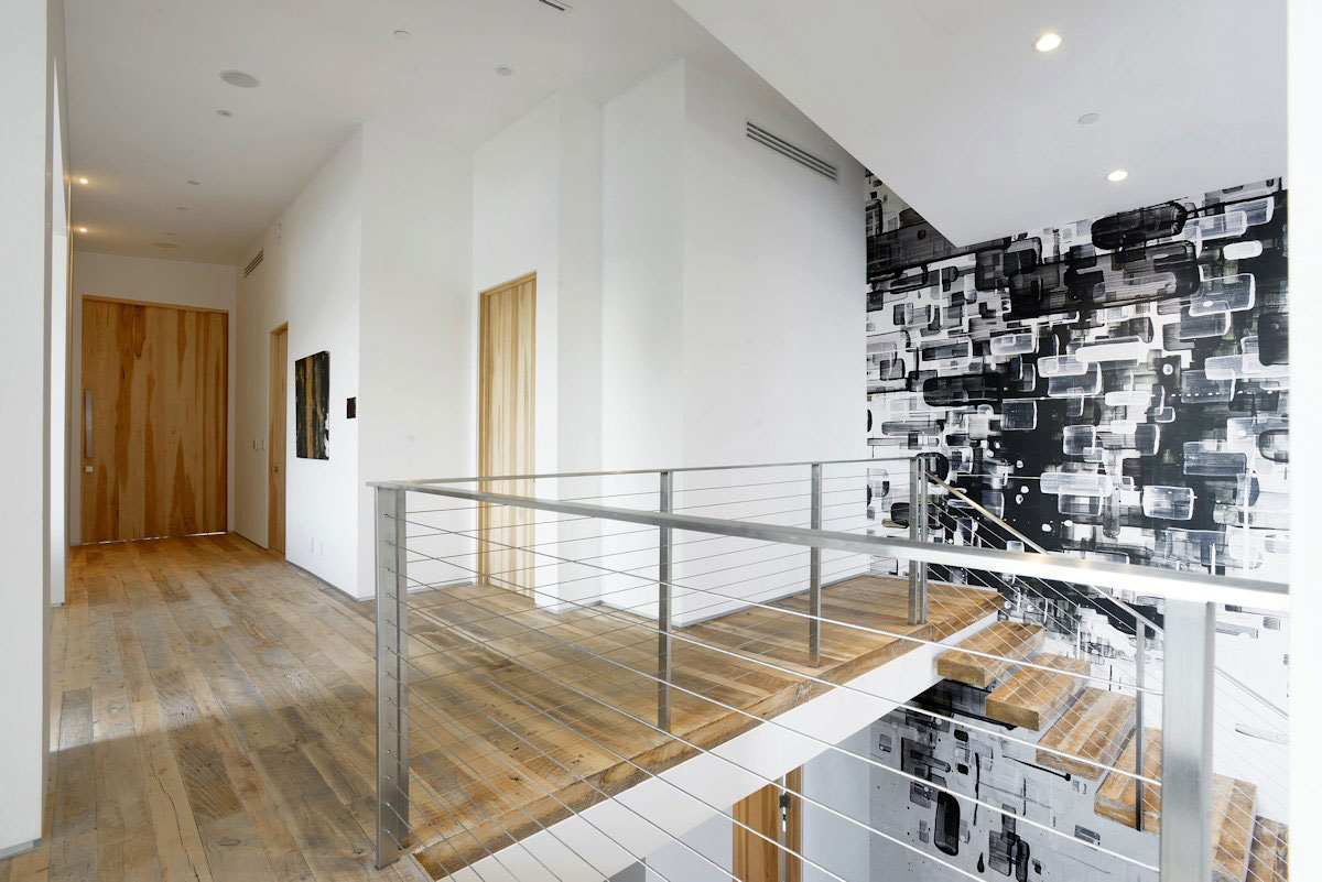 An Elegant Contemporary Home with Chic and Spacious Interior in Los Angeles by Amit Apel Design (16)