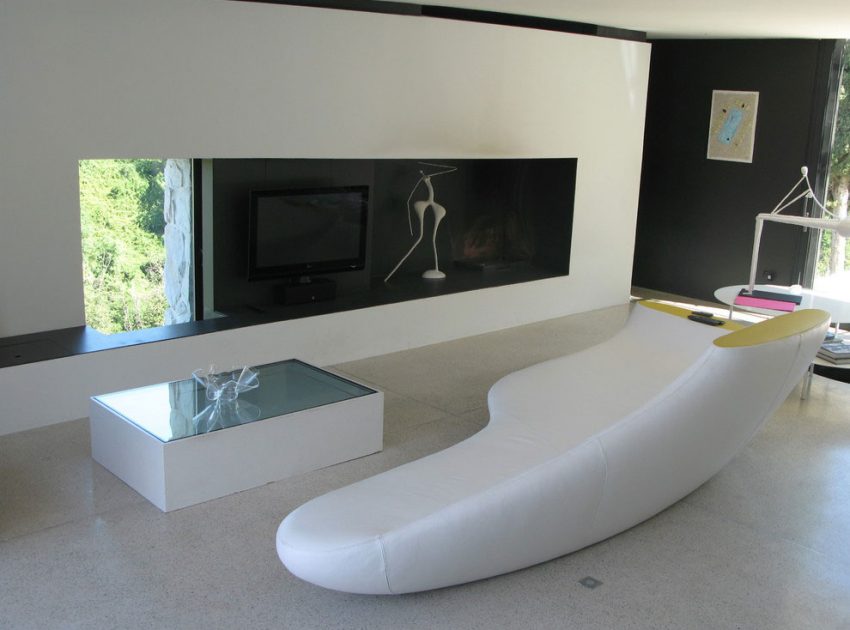 An Elegant Contemporary Mountain House Overlooking the Hills of Tuscany, Italy by Michel Boucquillon & Donia Maaoui (5)