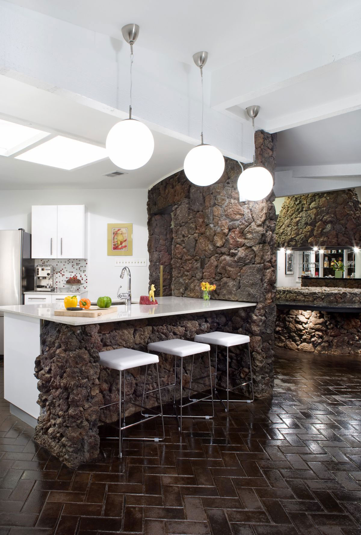 An Elegant Contemporary Remodel of a Unique and Mid-Century Modern Home in Austin by Kevin Pruitt (5)