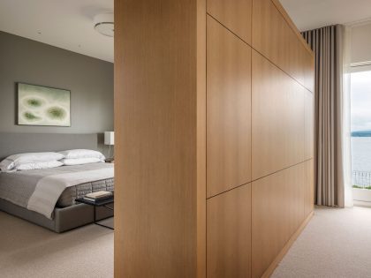 An Elegant Lakeside Summer Home with Modern and Spectacular Views in Seattle by CCS Architecture (17)