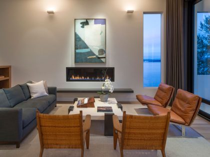 An Elegant Lakeside Summer Home with Modern and Spectacular Views in Seattle by CCS Architecture (21)