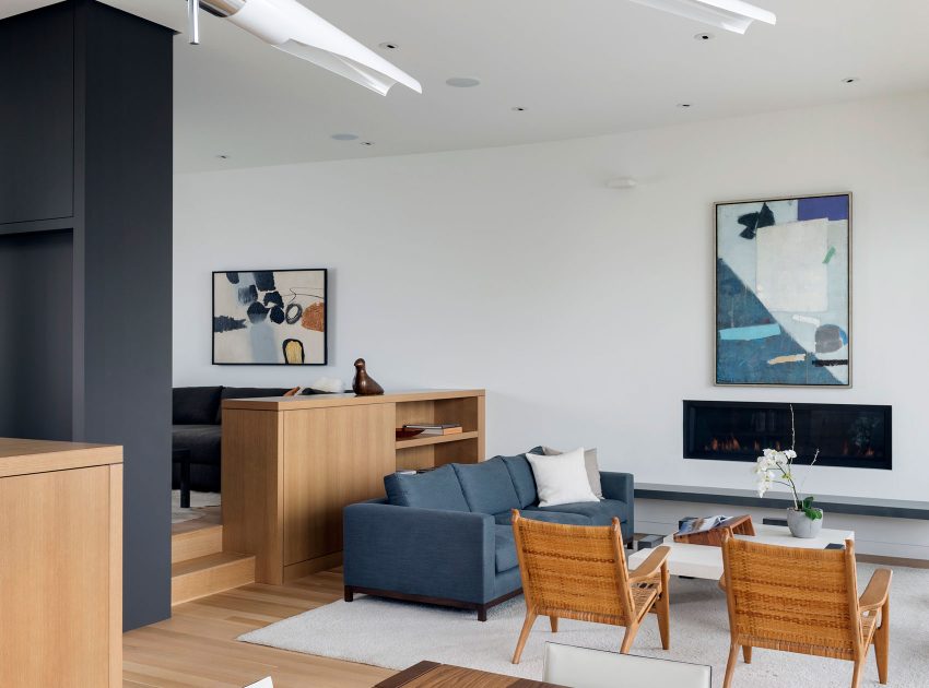 An Elegant Lakeside Summer Home with Modern and Spectacular Views in Seattle by CCS Architecture (4)