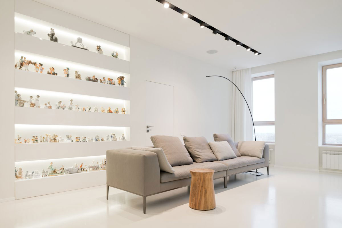 An Elegant Modern Apartment for a Collector of Porcelain Figurines in Moscow by SL*Project (2)