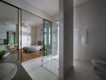 An Elegant Modern Apartment with Eclectic Style Interiors in Kiev by Sergey Makhno (15)