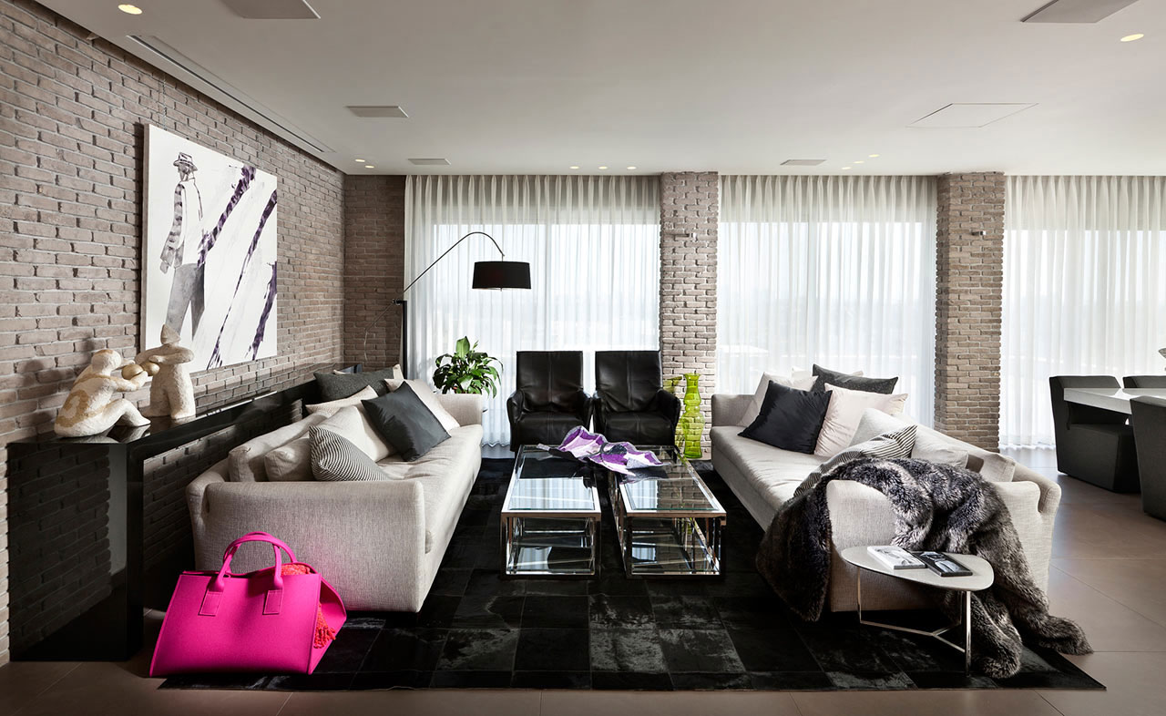 An Elegant Modern Apartment with Warm and Welcoming Atmosphere in Tel Aviv by Michal Schein (1)