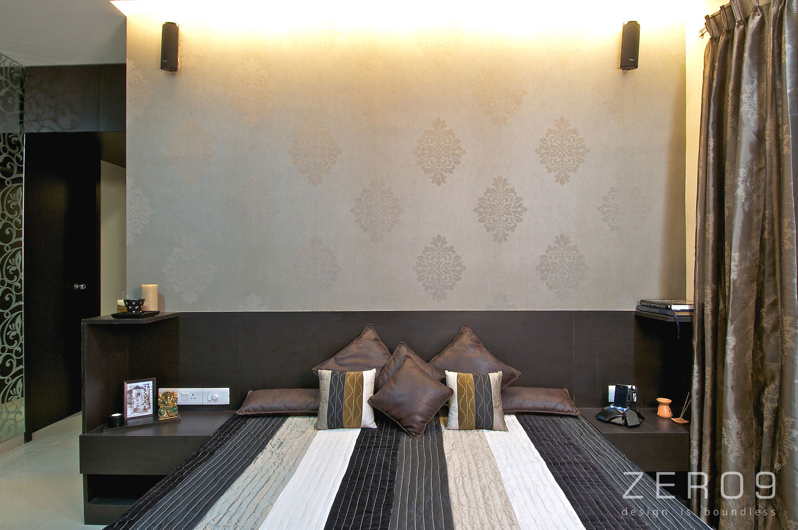 An Elegant Modern Apartment with a Casual yet Sophisticated Look in Mumbai by Zero9 (15)