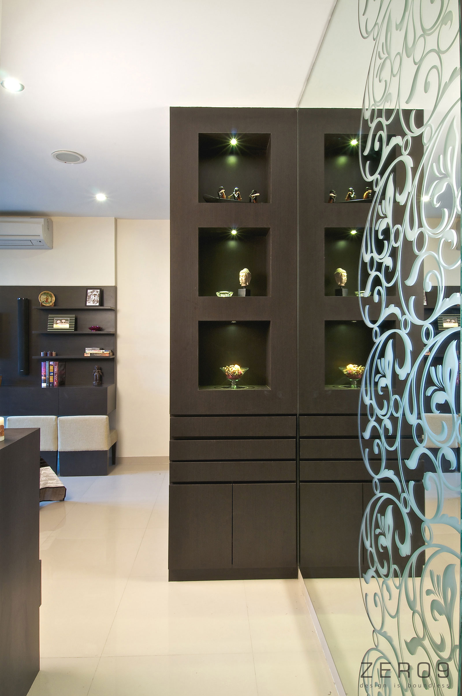 An Elegant Modern Apartment with a Casual yet Sophisticated Look in Mumbai by Zero9 (17)