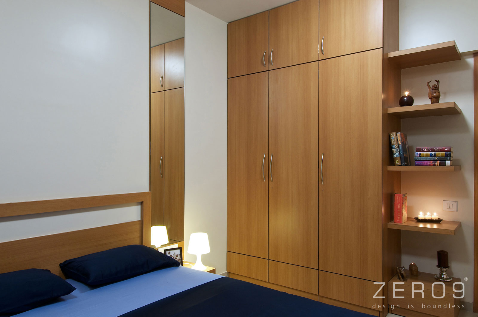 An Elegant Modern Apartment with a Casual yet Sophisticated Look in Mumbai by Zero9 (20)