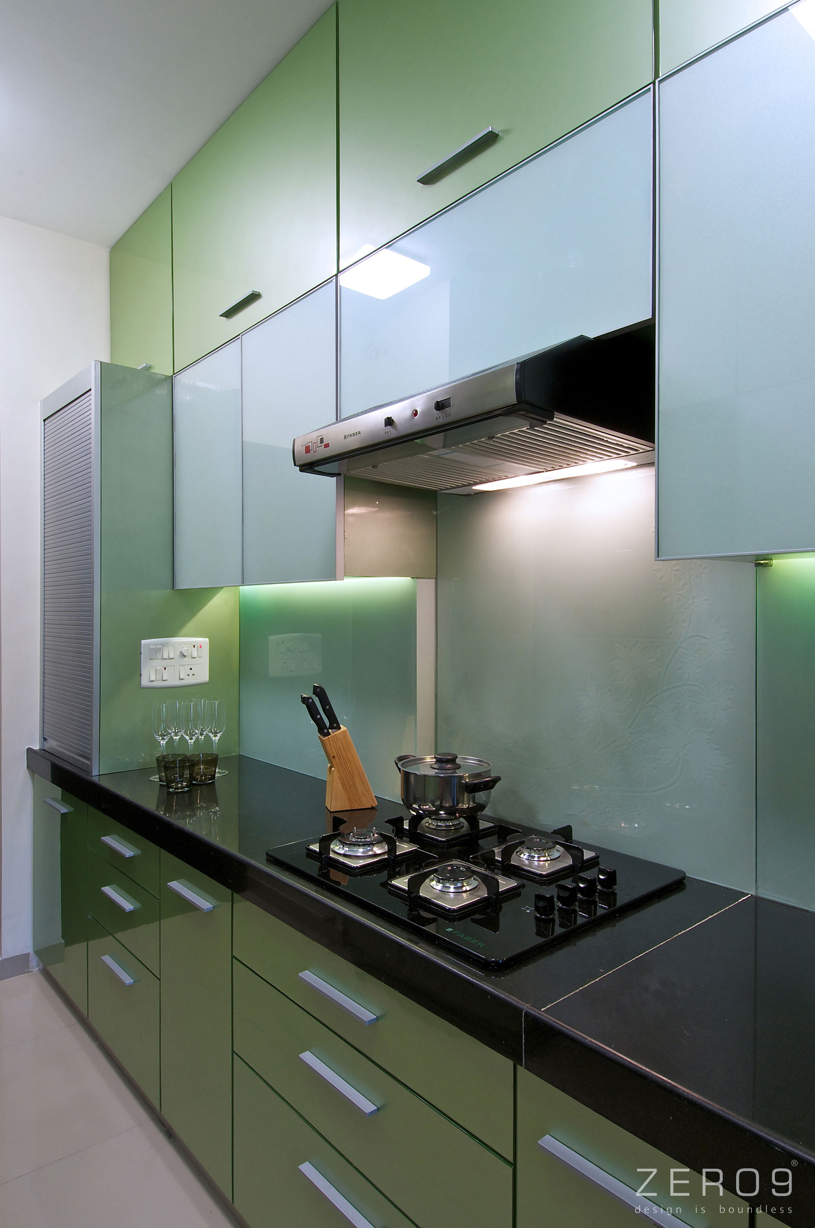 An Elegant Modern Apartment with a Casual yet Sophisticated Look in Mumbai by Zero9 (4)