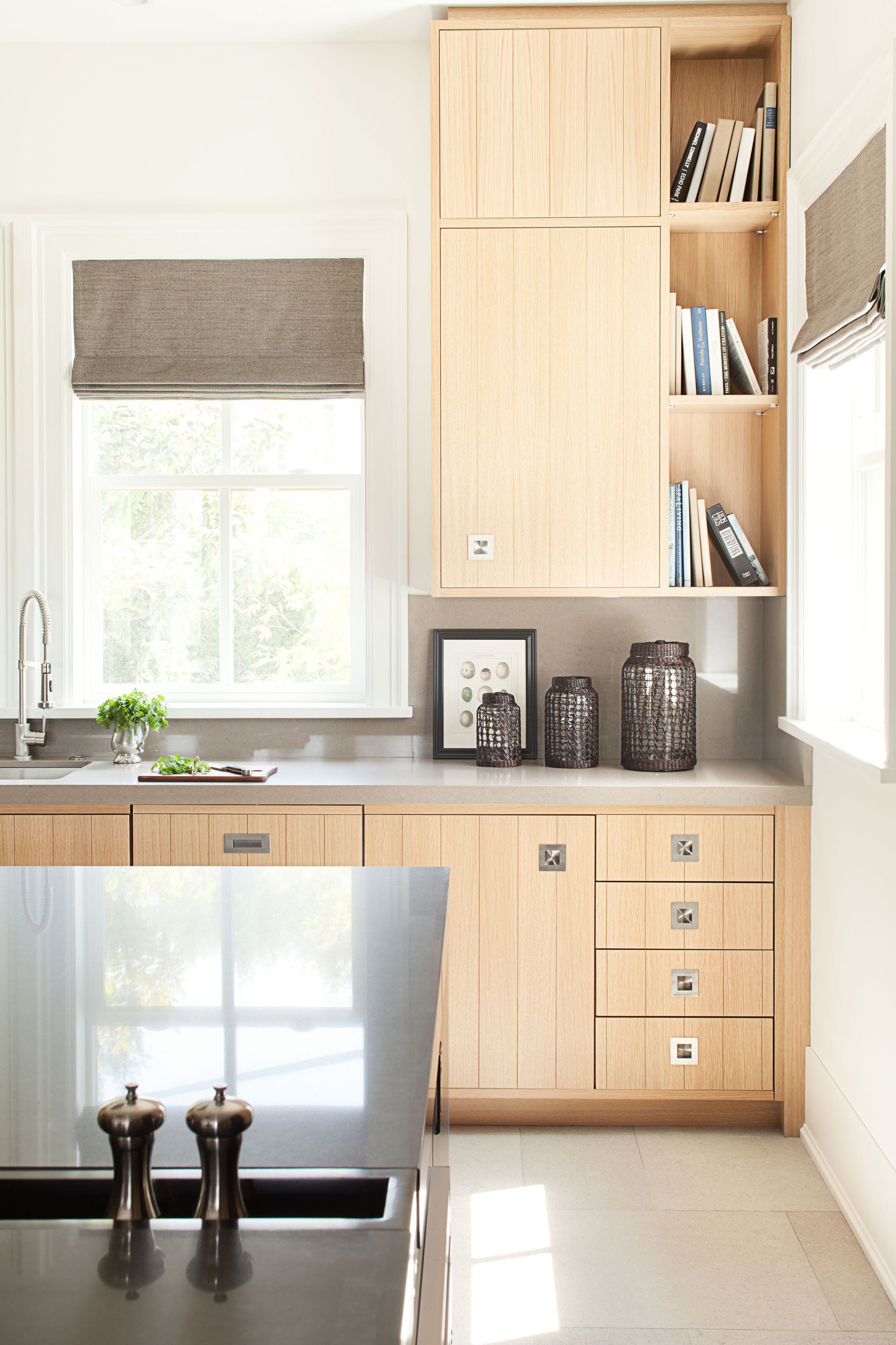 An Elegant Modern Farmhouse with Cozy and Comfortable Appearance in West Vancouver by Kelly Deck (10)