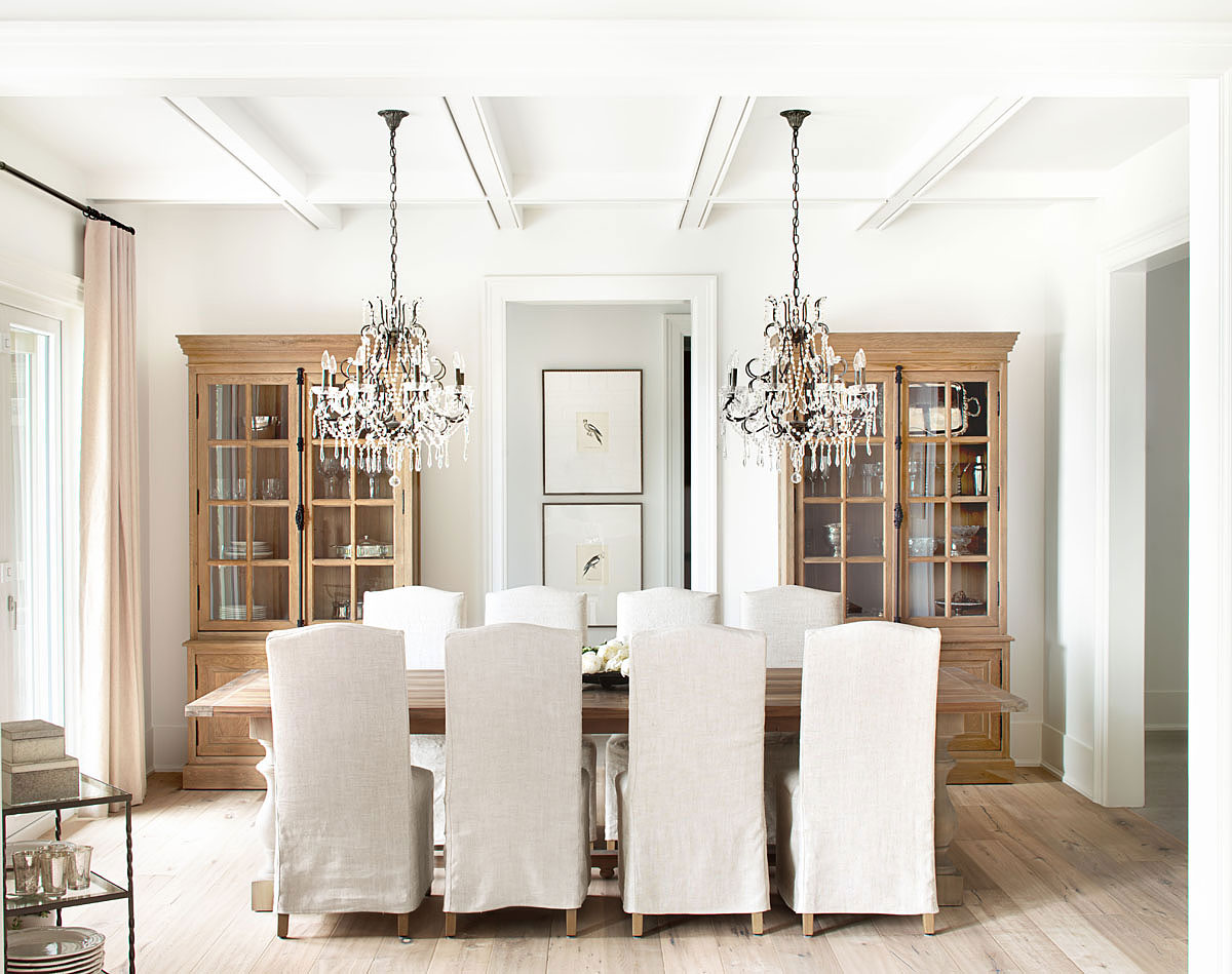 An Elegant Modern Farmhouse with Cozy and Comfortable Appearance in West Vancouver by Kelly Deck (15)