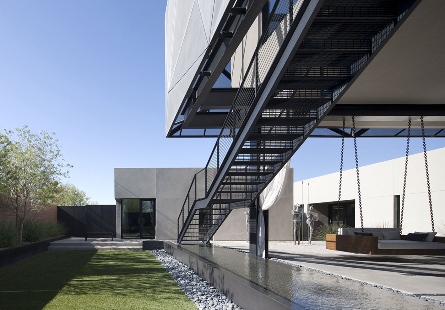An Elegant Modern House with Beautiful Interiors in the Desert of Nevada by assemblageSTUDIO (3)