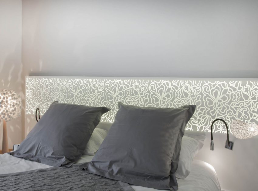 An Elegant and Chic Modern Hotel with Vibrant Interior in Paris by Peyroux & Thisy (17)