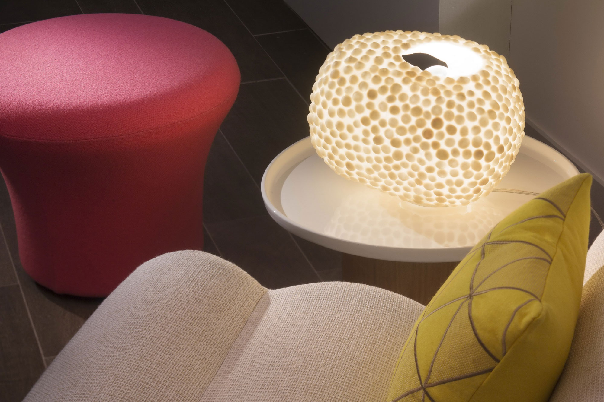 An Elegant and Chic Modern Hotel with Vibrant Interior in Paris by Peyroux & Thisy (28)