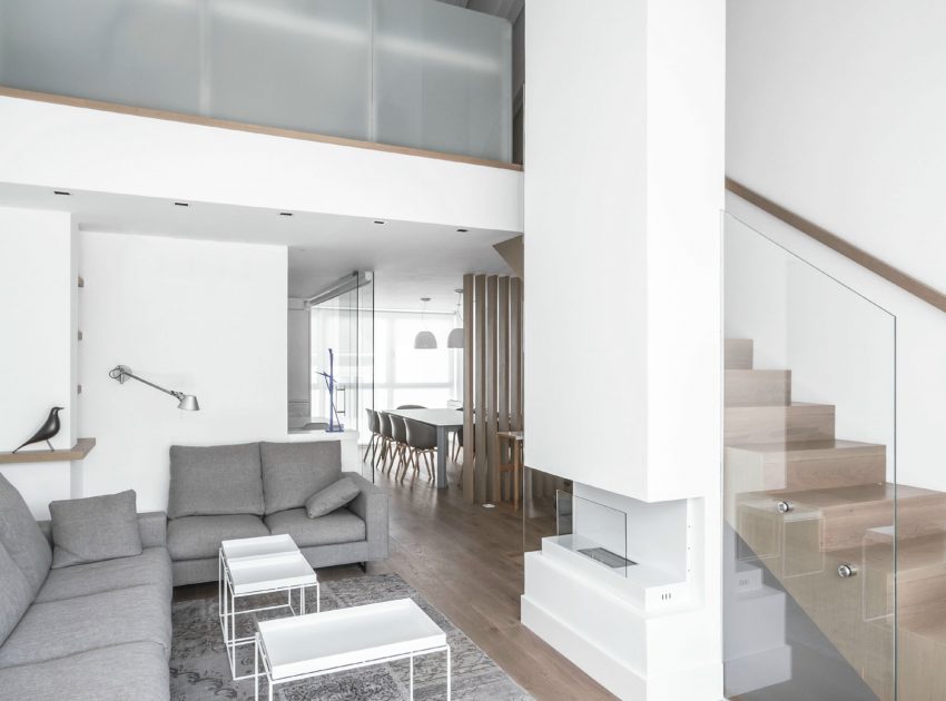 An Elegant and Comfortable Penthouse with Airy Interiors in Valencia, Spain by Hernández Arquitectos (3)